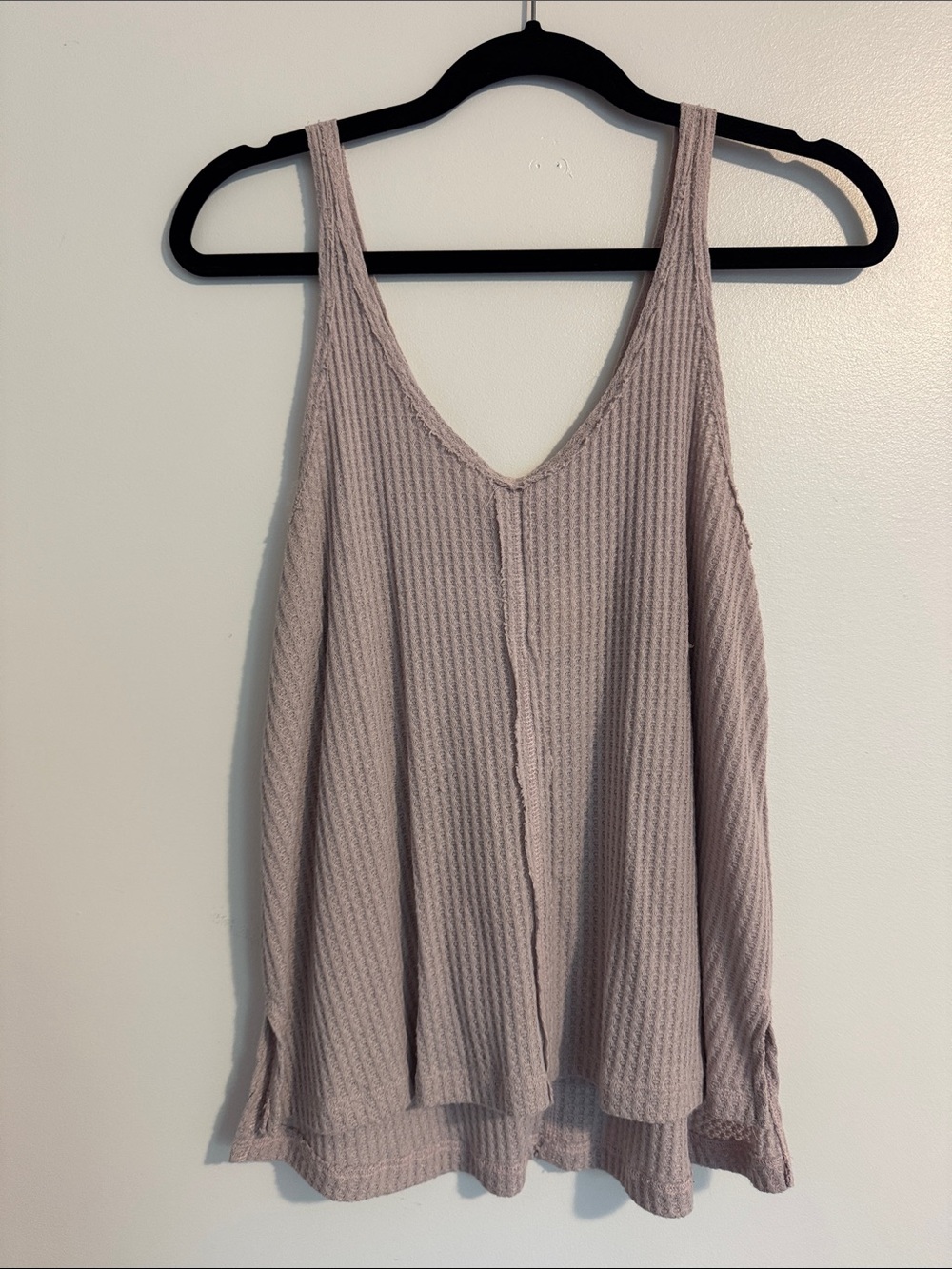 Sleeveless V-Neck Waffle Knit Tank Top